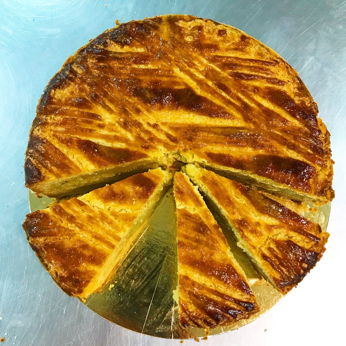 eric_lanlard's tweet photo. I now just need a bowl of #coffee ... “ Gateau Breton “ puuuure Beurre 🤪 https://t.co/yEyZoNpclX