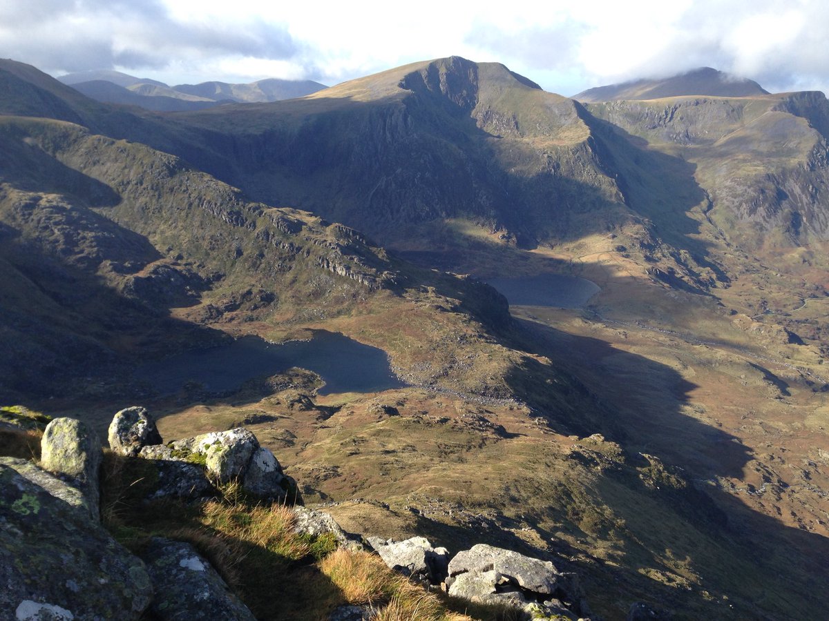 PhoebeRSmith's tweet photo. Q6. What’s one place near home you’ve explored and would recommend? Share a pic... mine is beautiful Snowdonia #ExploringHome #PassionPassport https://t.co/xk4TAfqPwX
