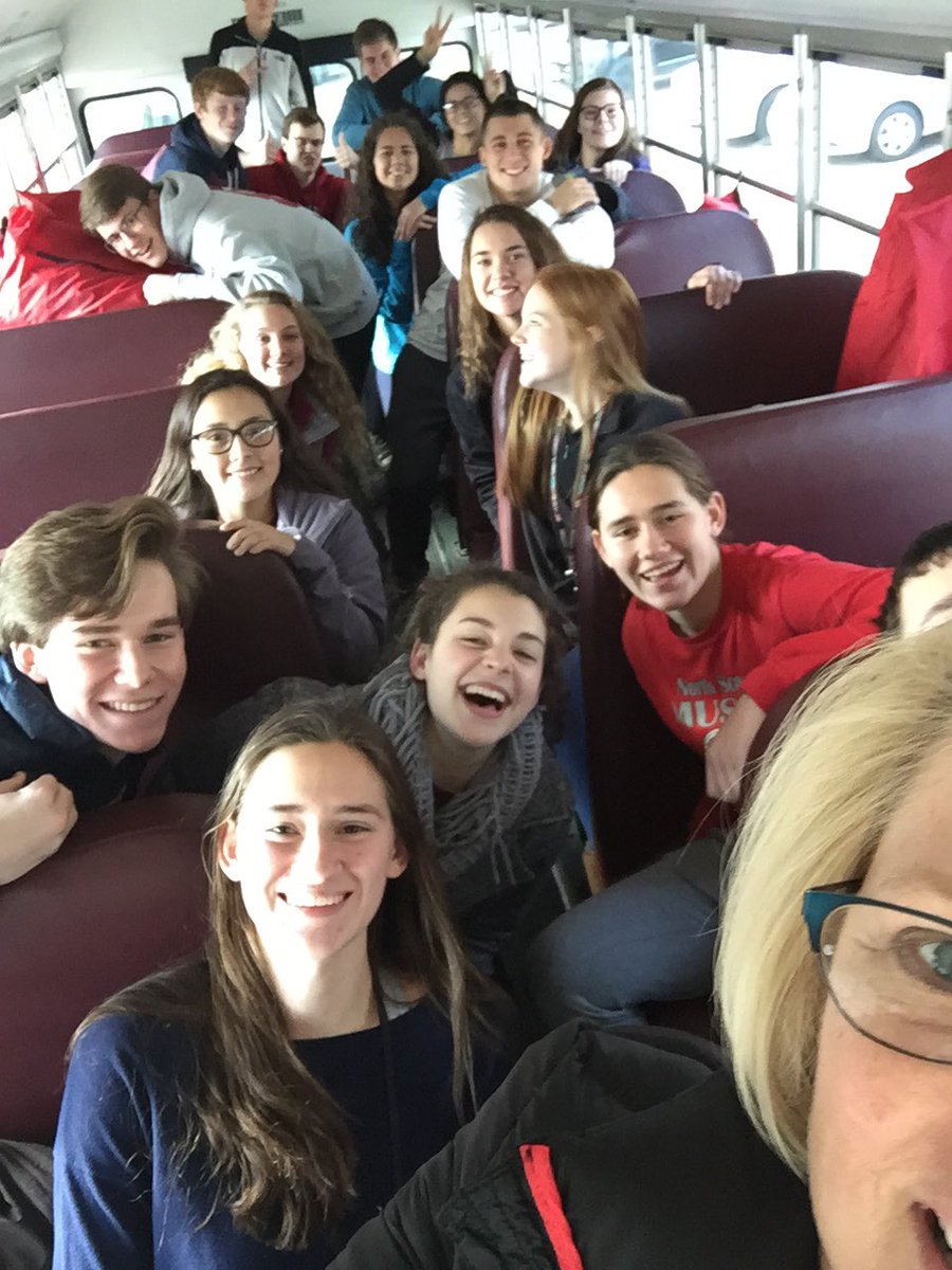 northscottchoir's tweet photo. On our way with 19 vocalists to Iowa all state choir! https://t.co/GVJRUjVa2I
