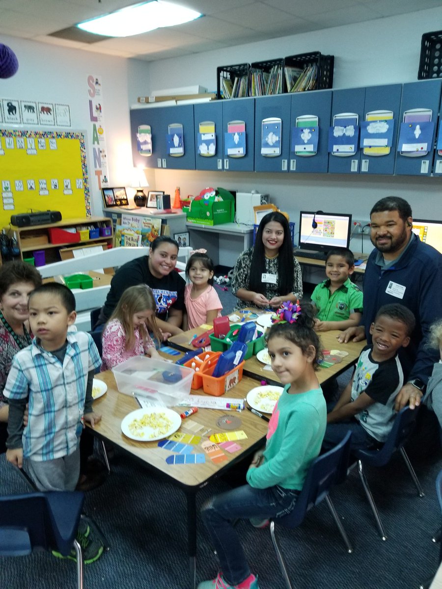 TtexanCounselor's tweet photo. @ThomasKinder Parent Involvement day https://t.co/Po5rvBcg9g