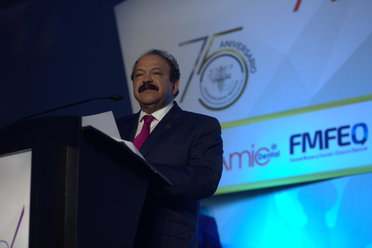 A_Ahued's tweet photo. Un gran gusto ser parte del XXIII #CongresoAMICDental, del 1er Congreso Internacional en el que participa la #FMFEO. Mis felicitaciones a la Asociación Dental Mexicana por su 75 Aniversario. https://t.co/nF0lgkZzP9