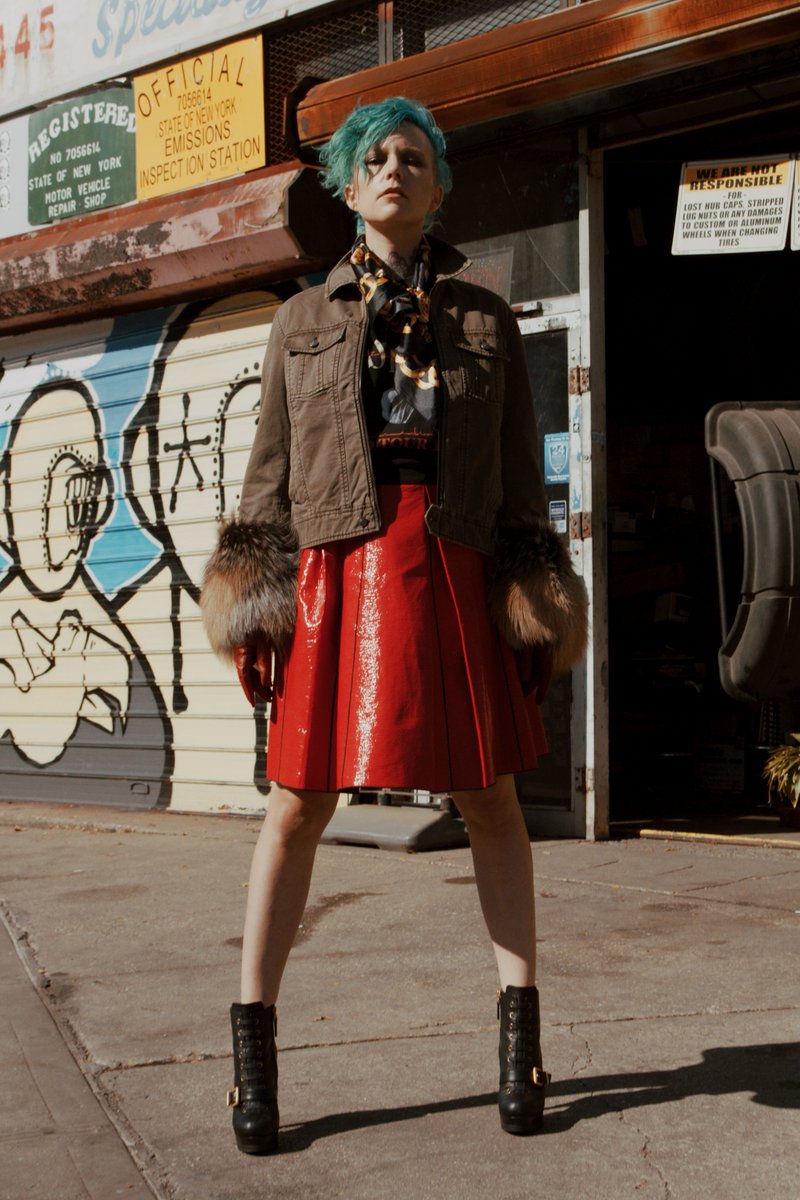 Wild Side: bullettmedia.com/editorial/wild… (📷: <a href="/arthurwoo/">arthur woo</a>, 👛: Madison Hopkins, ✂️💄: @jezzhillmakeup, 👩🏼: Leah Velocity, 👗: <a href="/marcjacobs/">Marc Jacobs</a>, 👘: <a href="/cinqaseptnyc/">Cinq à Sept</a>, 🧣: <a href="/CHANEL/">CHANEL</a>, 🧤: <a href="/Coach/">Coach</a>, 👠: <a href="/Fendi/">Fendi</a> 💍: <a href="/AndreaSterling_/">Andrea Sterling Design</a>) #BULLETTFashion