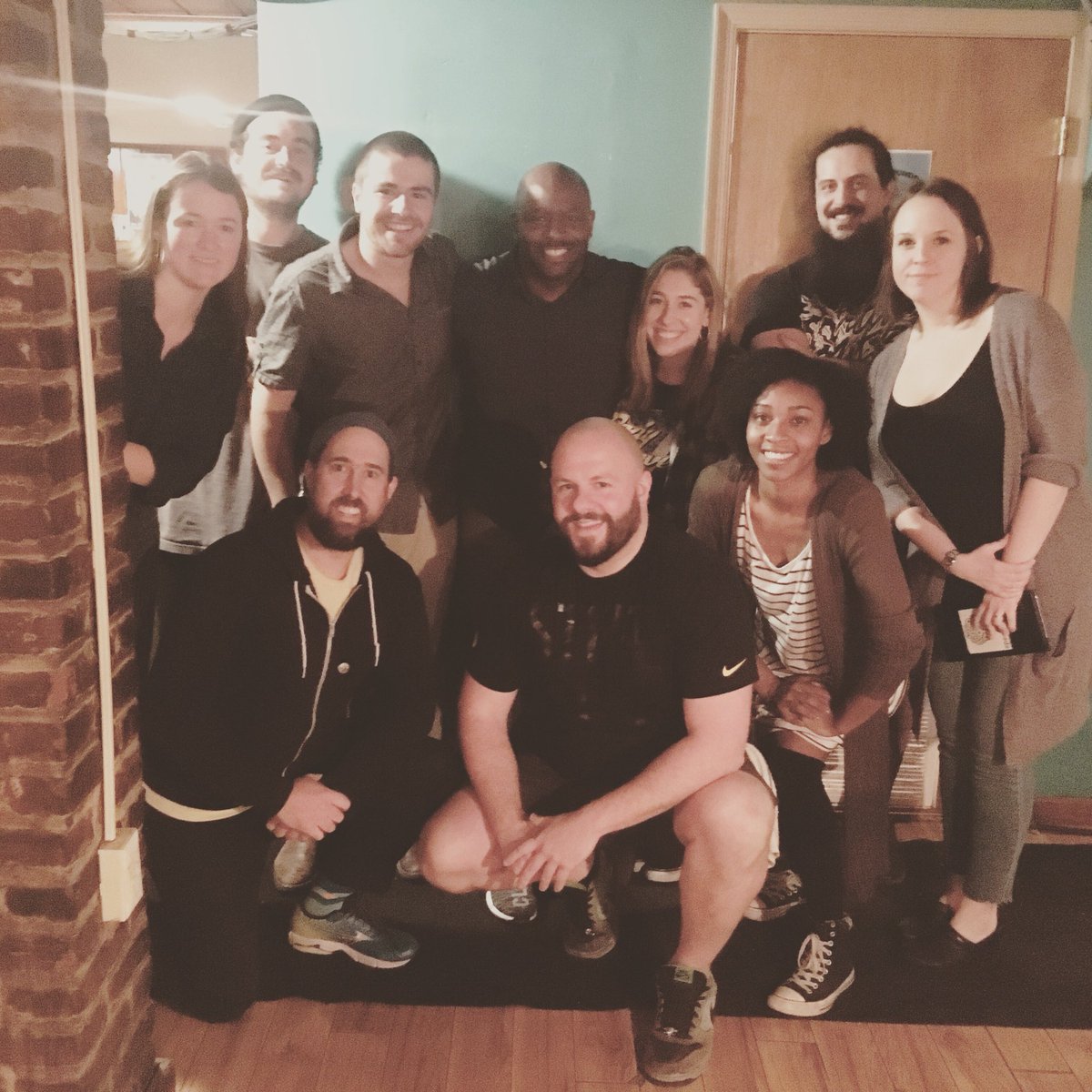 🚀🍕🚀 <a href="/Astro_Flow/">Leland Melvin</a> stopped by and posed for an employee/astronaut pic. Thanks #LelandMelvin #LynchburgVA