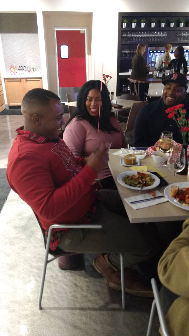 fidellikitchen's tweet photo. Birthday parties are always a balance at Fidelli Kitchen!!! 🎂🍷😇. Rysheeda Goosby. #jayz #clteats #wine #cltsouthend https://t.co/UgYvBxV4wG