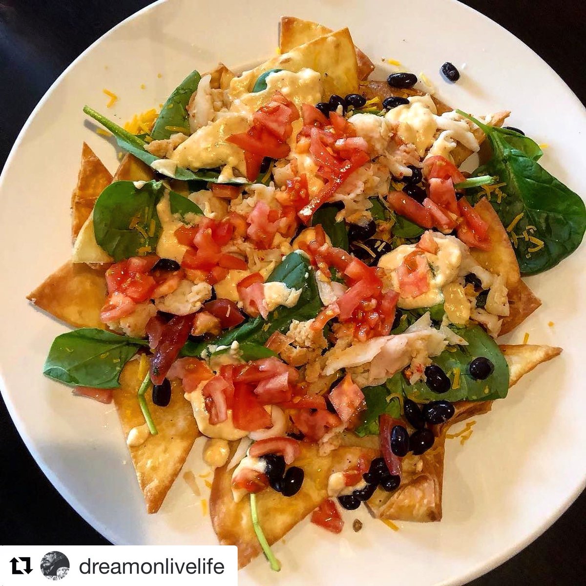 THANK YOU! @dreamonlivelife REPOST: Lobster nachos I’m not offended @theofficebistro #food #foodporn #foodie #foodis life #lobster #nachos #eat #akron #akronohio