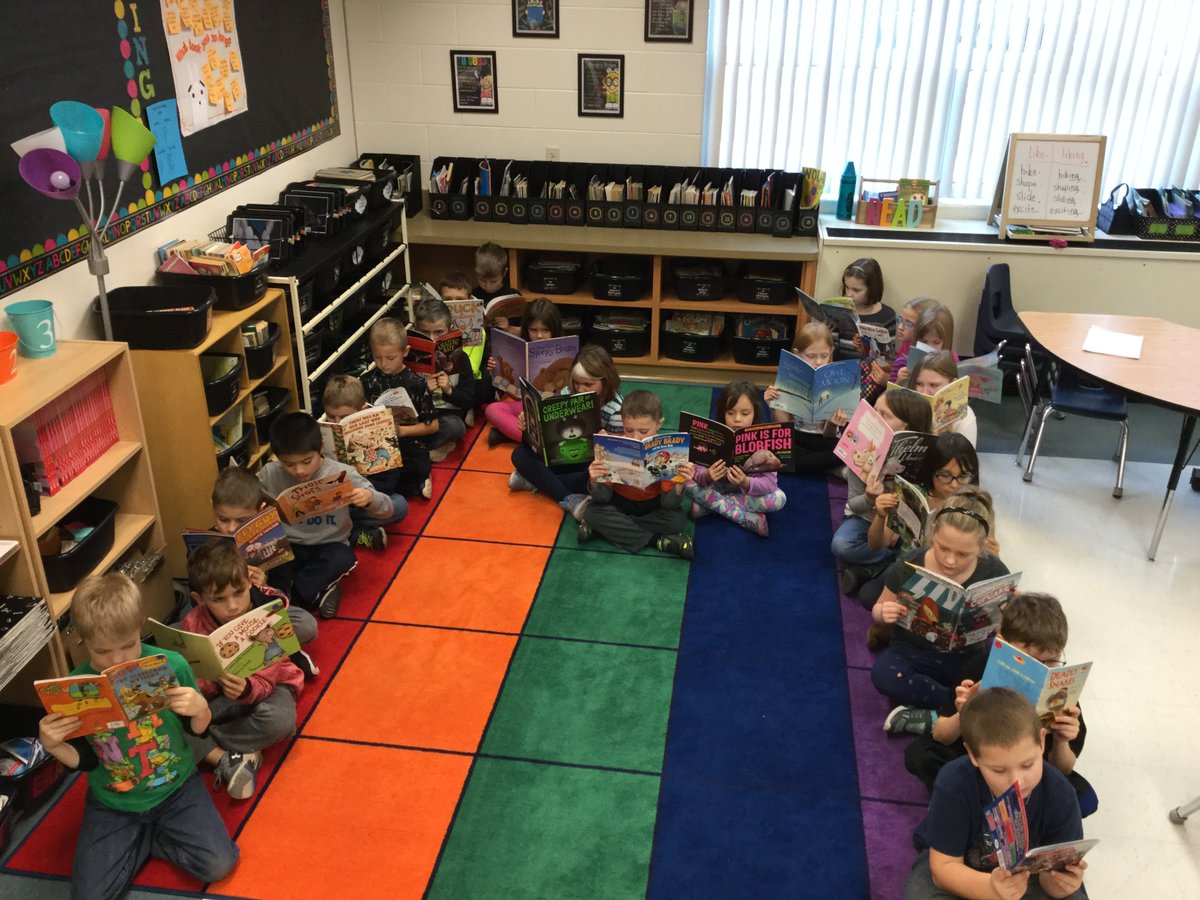 Dominy2ndgrade's tweet photo. Reading picture books the Milton way! #SDMReads https://t.co/ZjIaUJZVvM
