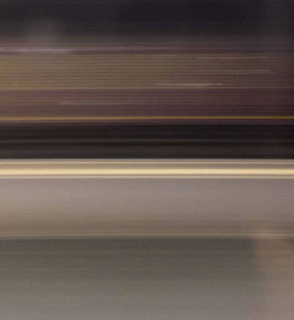 nickdunmur's tweet photo. Four seconds of a train journey #scratch #homewardbound #railway #train #4secondsofatrainjourney #blur #slowshutter #seatedscenes #virgintrains #viewfrommywindow #nighttrain #peterboroughstation #travelgram #goodstrain https://t.co/cXrgd5VIIV https://t.co/CJzjaTICc1