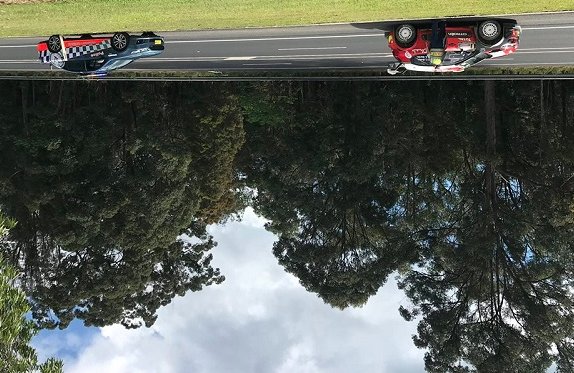 paddocknews's tweet photo. Meanwhile in Australia #RallyAustralia #AutographHunters https://t.co/BXNbwpzXdK