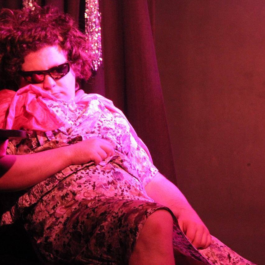 brian__bit's tweet photo. #Ultimas2Funciones #veni a #conocer el #SheraStoneHotel #LaComediaDelAño ☝ Conseguí tu entrada en 👉 https://t.co/LiPfU2K8s1 🙄😏 o #Reservá en 🙋 https://t.co/ynqqqLcxqx 😎👏👏 Paseo La Plaza The Cavern Buenos Aires https://t.co/gclKms7wON