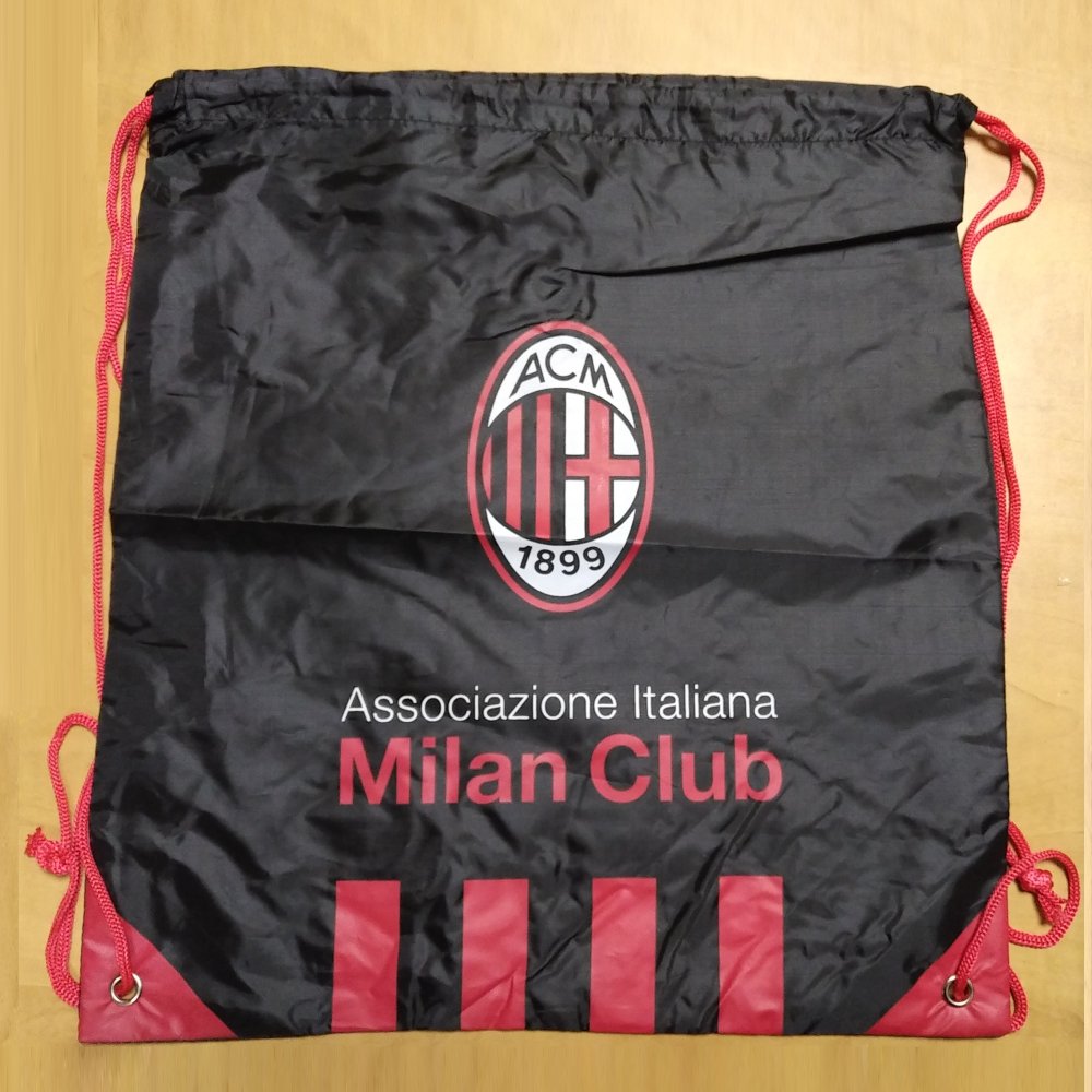 What's the best way to share your passion for <a href="/acmilan/">AC Milan</a> in Montreal - simple, by joining our club! Registration now open, members will get a laminated card, team photo, drawstring bag and baseball cap. Email info@milanclubmontreal.com and be part of our growing Milan family