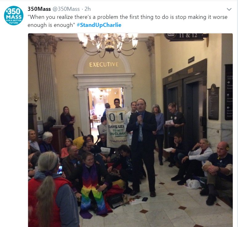 RWwatchMA's tweet photo. These folks want Mass energy policy to invest in renewable not fossil fuel. infrastructure. We're the ones who pay for it. Remember when #BPSwalkout was knocking on @massgovernor's door -- this very spot -- and asking to be heard?  #StandUpCharlie #westernma #bospoli #mapoli https://t.co/9SEFv4iCH6