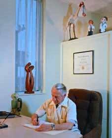 MercatorSC's tweet photo. @DrIrwinFDN this kind & generous man touched many lives during his practice. Wonder how many recent moms were delivered by Dr. Noble Irwin?📞 306-778-3314 to support the Maternity Renewal Campaign #CharitySpotlight #KeepingHealthcareStrong #Donate2Help https://t.co/1E4FkKhxxf