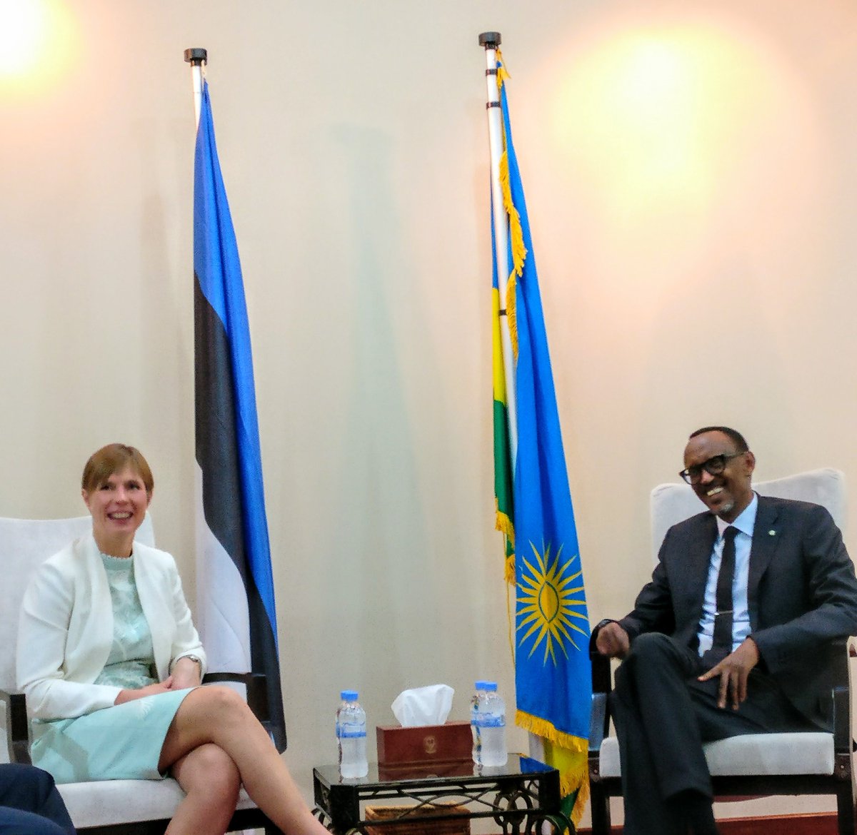 KerstiKaljulaid's tweet photo. Really warm welcome by president Kagame in Kigali. #Rwanda  is African #ICT champion and great part of our discussion focused on digital societies. But also EU-AU relations as well as coop in UN. Great to find friends so far from home! https://t.co/rtWraHYZzl