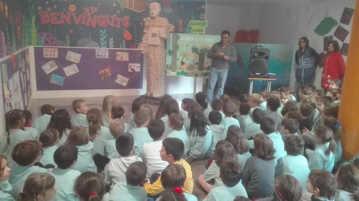 Paaulaliis's tweet photo. Una experiencia única al Claret de Barcelona #setmanaedu #thecoderchs https://t.co/lfkRuhYKqe