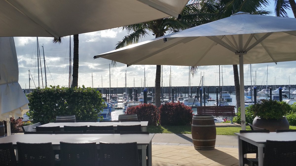 Kelkins01's tweet photo. Being inspired in Mackay!

@TeamCarlyCRF https://t.co/2kk05ZdHrT