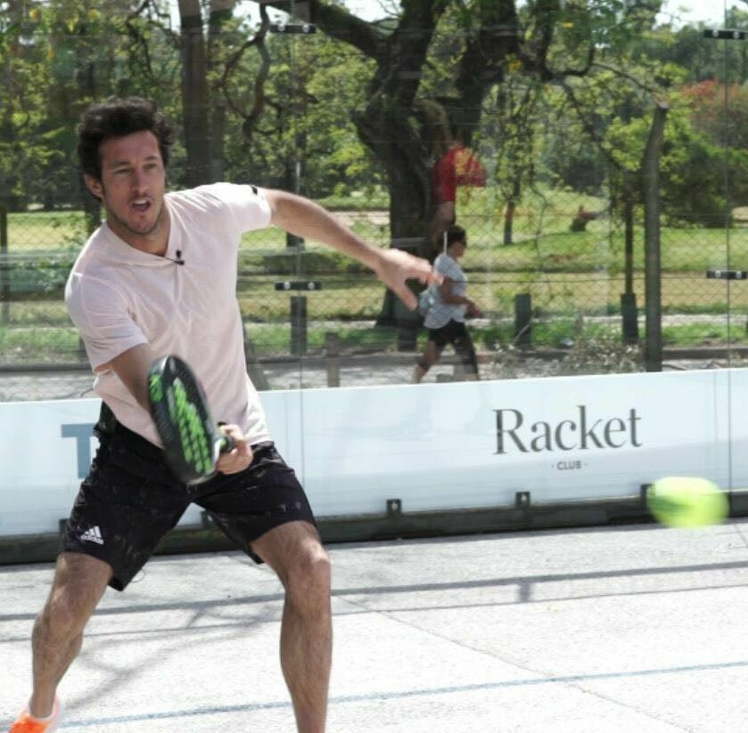 gurupadelero's tweet photo. Otro ex tenista que se anima a jugar al #padel en este caso #PicoMónaco jugando con una pala @bullpadelsport en Buenos Aires #Argentina #tenis #jugon #atp https://t.co/UVZfVSVGpt