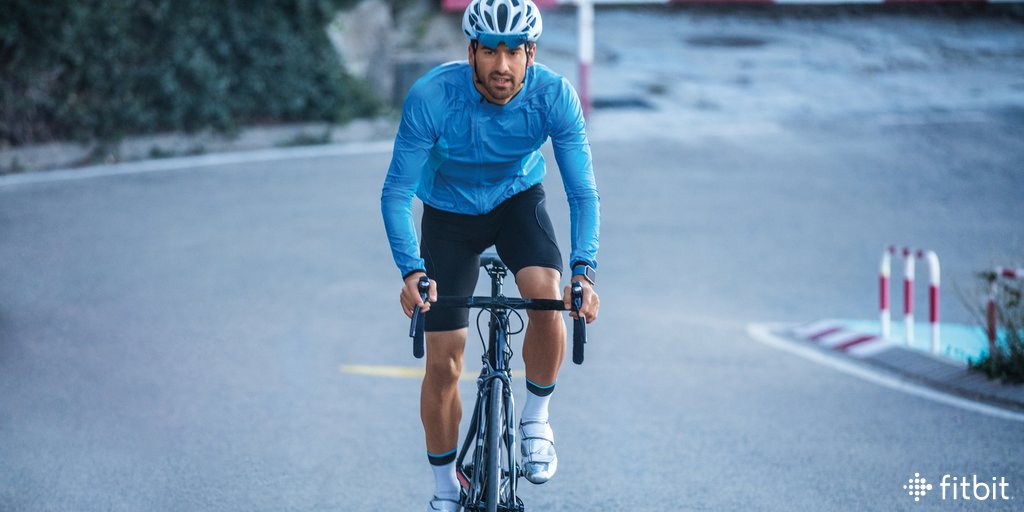 googlehealth's tweet photo. Professional athletes use Fitbit devices to train smarter, get stronger, and recover faster. Here’s how: https://t.co/xdgAJXyFI3 https://t.co/Ux9O6sbsyg