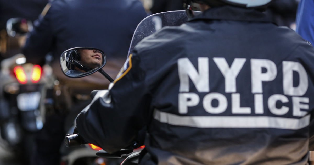 RiyazAmar's tweet image. Judge rules NYPD needed a warrant before using cell-site simulator dlvr.it/Q1KyQc #aclu #cellsitesimulator