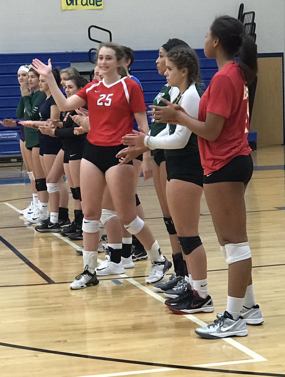 LWVBALL2016's tweet photo. Congrats Carleen Ellerbruch on District 2 All Star Honorable Mention - Great game! https://t.co/R4ZMhIdxFd