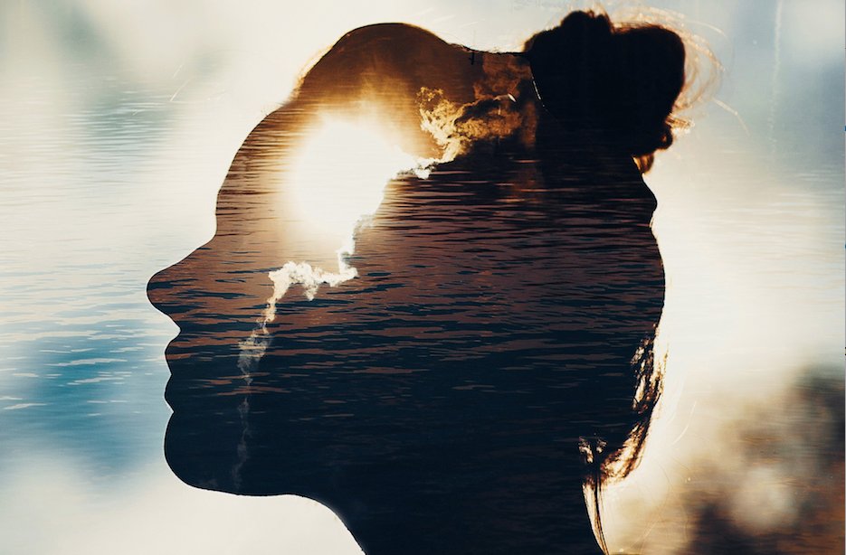 Here's my new blog on #mindfulness - enjoy! thehappinesstrap.com/what-is-mindfu…