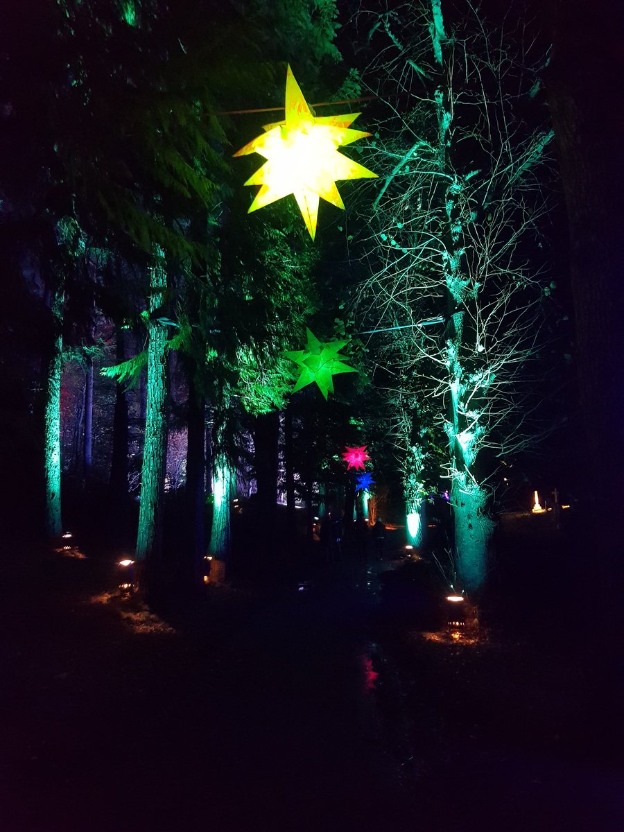 SarahEliz194's tweet image. So @ColoursofCluny yet again was a good night. So different from last year but just as mesmerising.