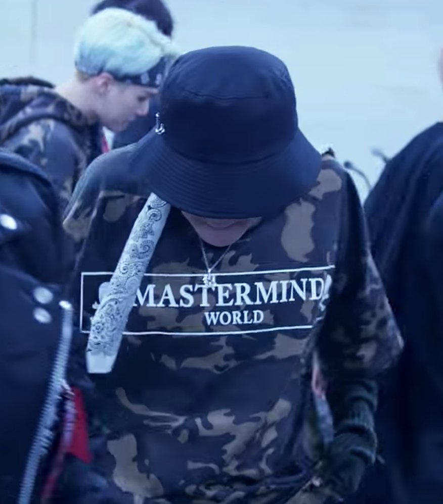 BTS HOUSE OF BTS ポップアップストア MIC DROP シャツ BTS HOUSE OF BTS ポップアップストア MIC DROP シャツ