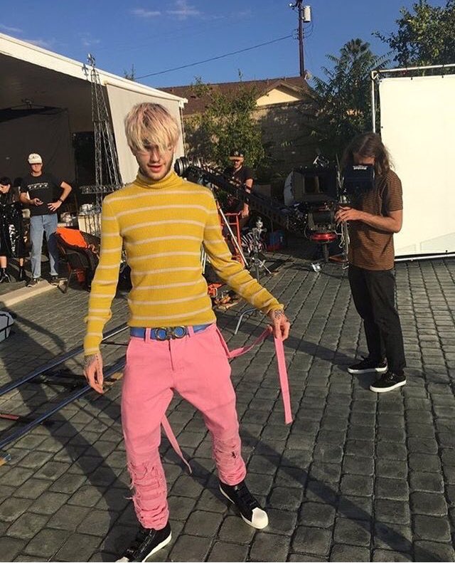 text_fire's tweet image. ☆ RIP ☆