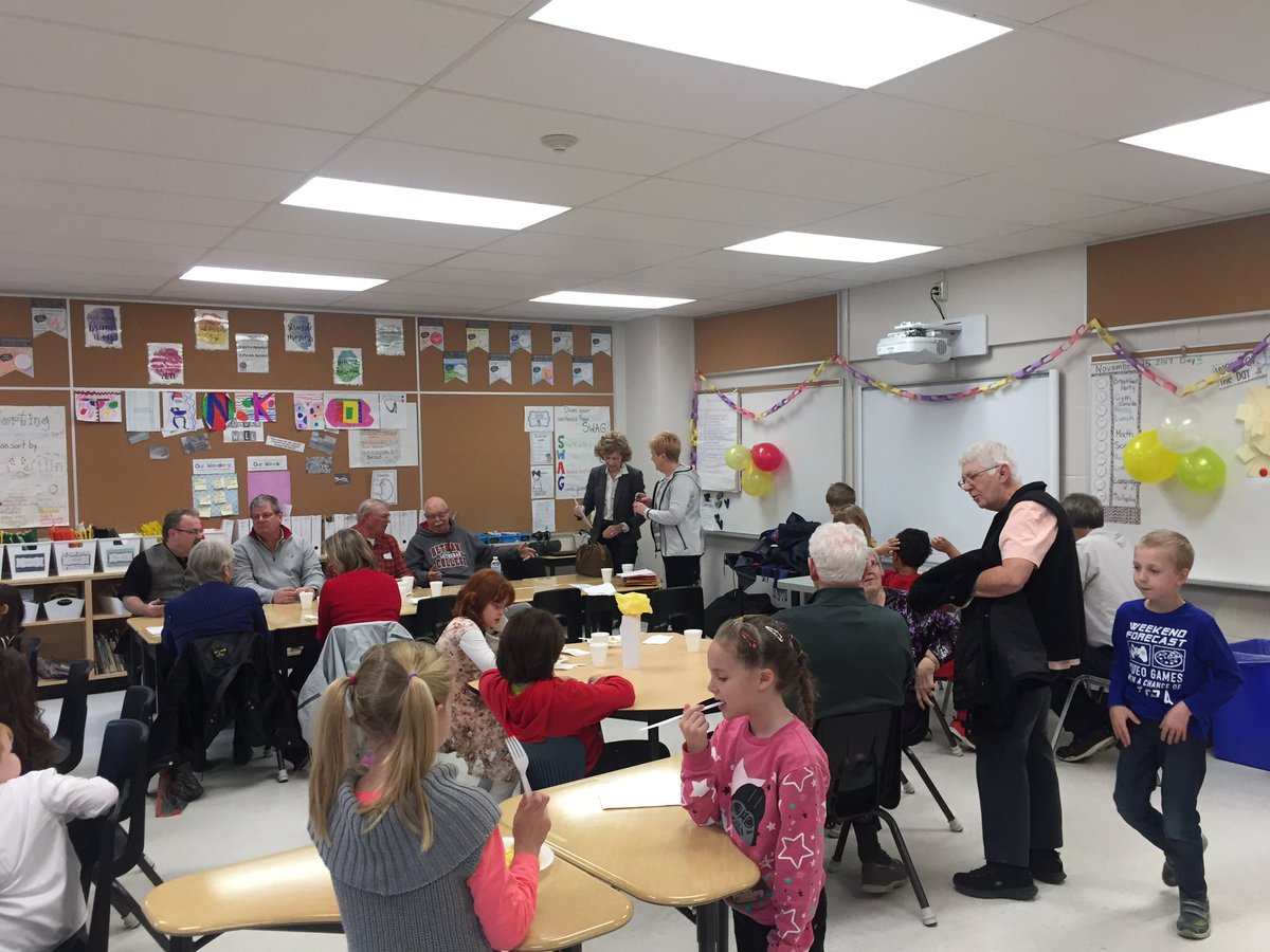 Amanda Barratt tweet media