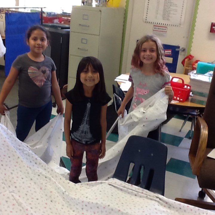 MrsKristenMay's tweet photo. Marble Jar Reward Party #1 - Fort Building Party.  Way to go 1st graders! https://t.co/Vvntn0MfzL