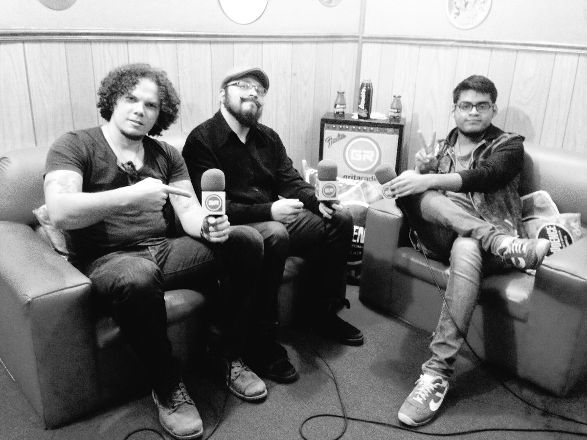 No se pierdan en cabina a <a href="/MinervaBandMX/">Minerva</a> en gritaradio.com