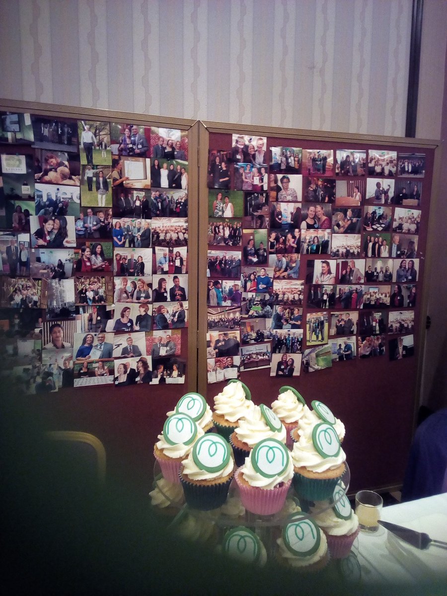 MENTOR_Study's tweet photo. #10yearsofMHFA As if we could forget to tweet pictures of @MHFAEngland's beautiful celebratory cakes! @PoppyJaman @JenniferGeragh8 https://t.co/gGQQeFzLwH