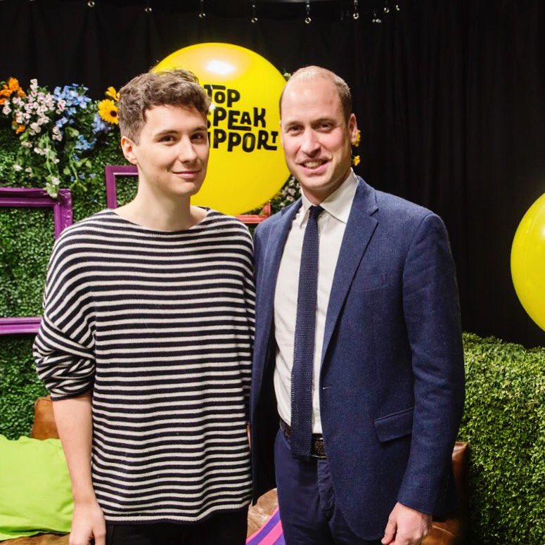 had some important bants with top lad prince william today about how we can all change the culture around cyberbullying with his #StopSpeakSupport campaign

check out this video: youtu.be/RGcLa-vyxVQ and stopspeaksupport.com to learn more 👌
