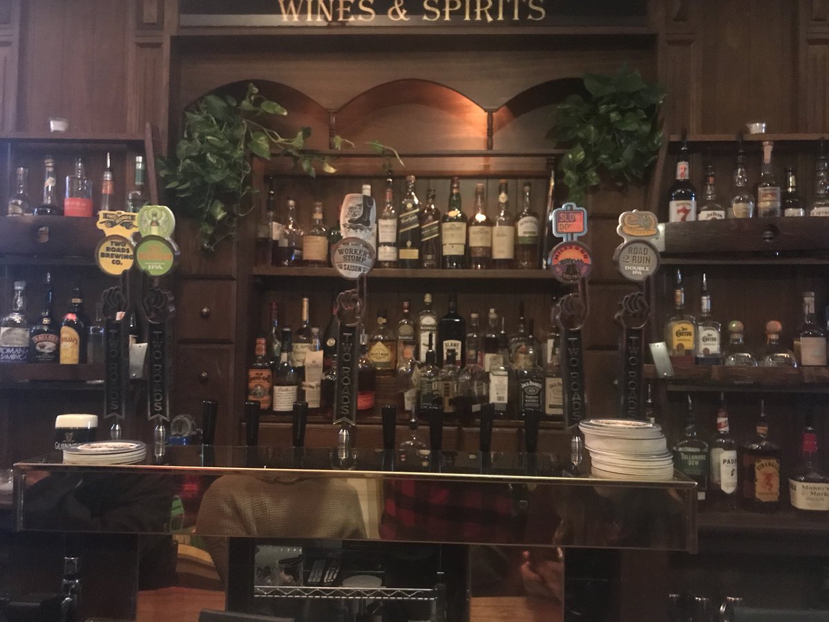 2roadschris's tweet photo. Here at St. Stephen’s Greene @2RoadsBrewing Tap Takeover! Live Music Until 8:00pm https://t.co/oTaabvNPh6