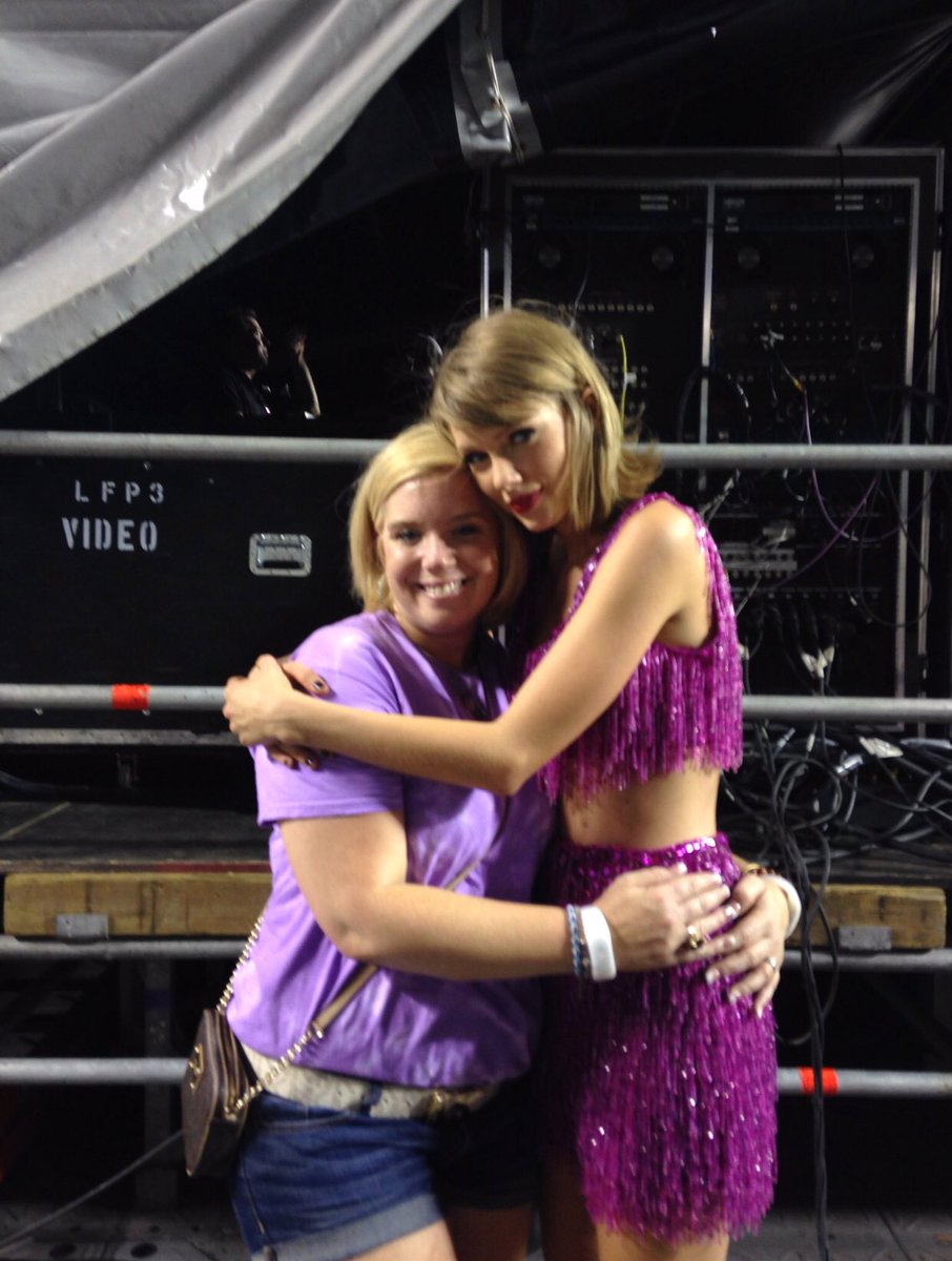 sinygirl16's tweet photo. @TSwiftNZ 🙏🏻 for @LFFStadium  #philly &amp; @MLStadium #eastrutherford @taylornation13 @TSwiftPR #reputationtour hype to see dancers this will be iconic 🙌🏼 @GiuseppeGiofre #talent Wish My Abbie was here💔😇 #rememberAbbieZ #taylorRememberAbbie 💜😇💔 “I’m the biggest little swiftie”-AZ https://t.co/sfAMHPZioZ
