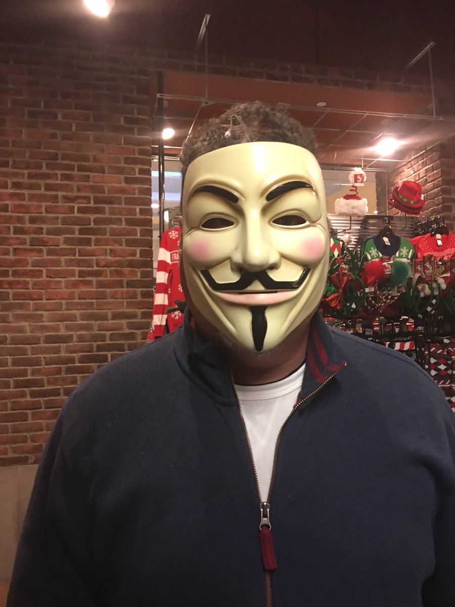 statehouselive's tweet photo. BREAKING: Shitz about to get real in Indiana. #277Days @fbi @washingtonpost @vp @52430MarketSt @thenextadult @PeriscopeCo @PeriscopeTV #OperationGOP https://t.co/nuf8y1746l