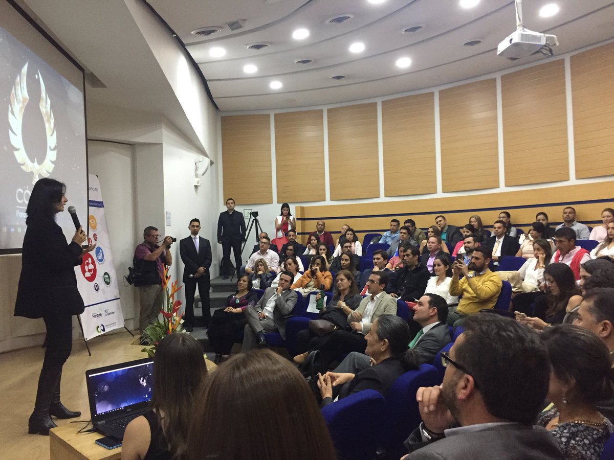 Olgaidarraga23's tweet photo. En #Manizales es fácil emprender @linamariarl #PremiosCóndor @CCManizales @emprendecaldas @GoberCaldas @SecTICyCompeMzl @ManizalesMas https://t.co/FwYpW9Mp88