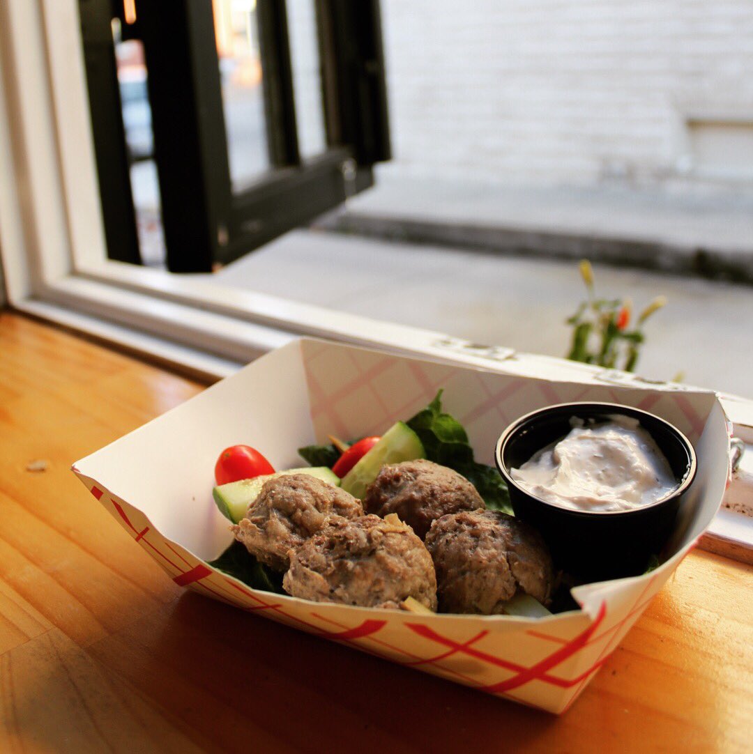 SoBoMarket's tweet photo. GET YOUR HUNGRY HEART READY! 😍 It’s time for Bruce Springsteen &amp; the Eat Street Band at SoBo! Join us tonight for tasty street eats &amp; the Boss! #sobomarket #streetfood #mybmore https://t.co/qlijknQflK