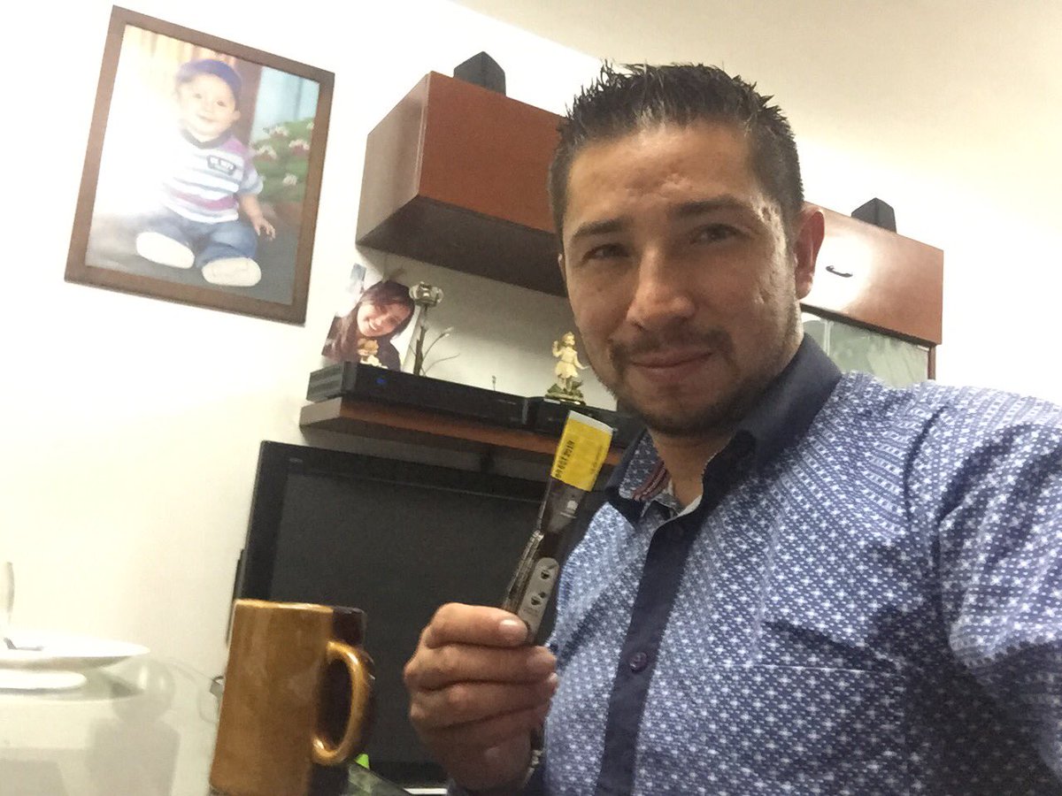 edwlemart's tweet photo. Retó 30 días...día #1 disfrutando de un delicioso café, el mejor café del mundo colombiano y saludable #bodybyzrii @ZriiCorp https://t.co/klzyzSce6g