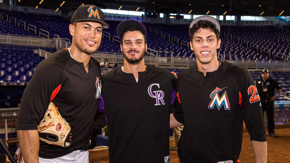 Congratulations to Giancarlo Stanton, National League Most Valuable Player. https://t.co/88KiUiUiVb
