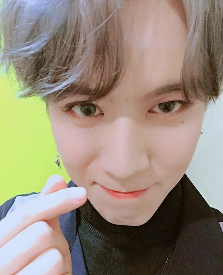 yoo_gyeom's tweet photo. #igot7❤🐥 제가 아끼고 많이 사랑하는 모든 여러분!!!!진심으로 감사하고 제가 많이 아껴요!!!!!행복합니다!!!!! 사랑해용~~~❤❤❤ https://t.co/uvtHR8cDwl