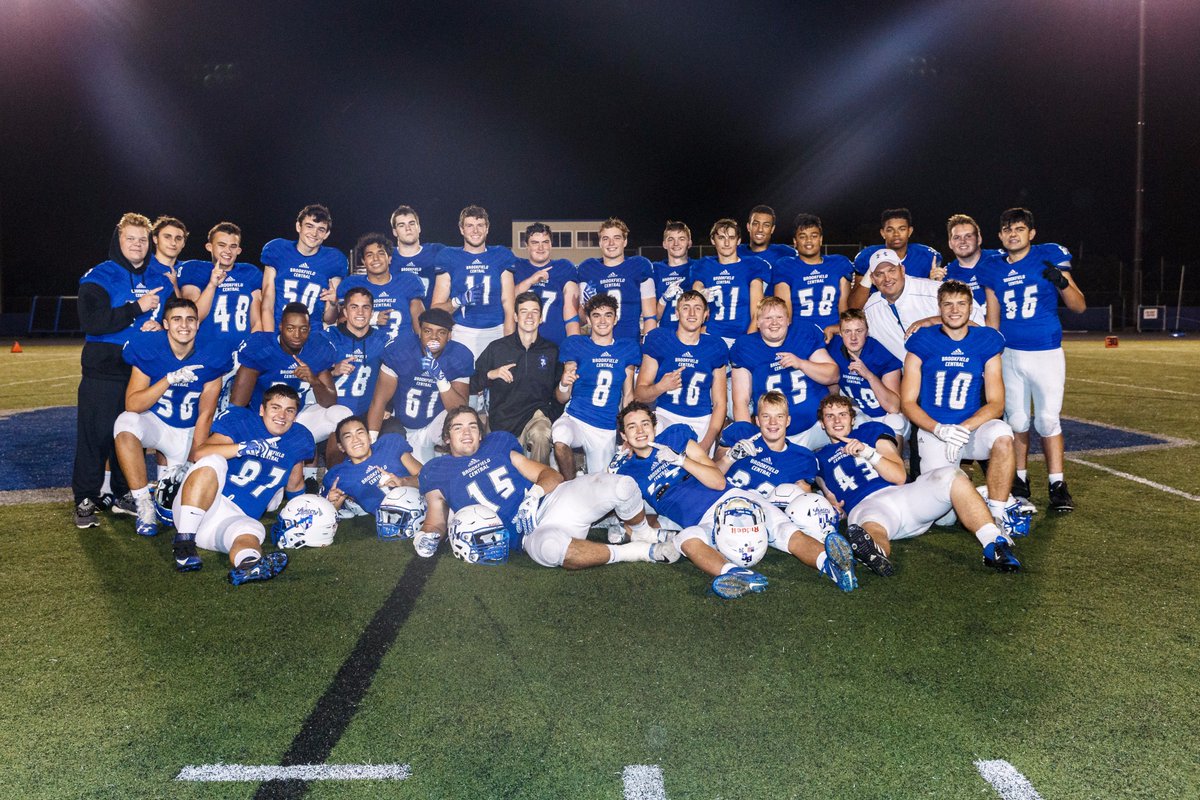 BCHS_SDE's tweet photo. Tomorrow is the last time for this great group to wear the @BC_lancer_FB Uniform. What an awesome way to end it.  It has been a pleasure to see you guys grow over the past 3+ years.  Go get it boys! #WeRLancers #MYUT #wisfb https://t.co/83eQKnBRRD