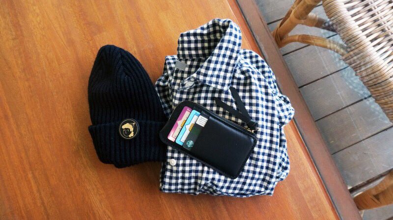 우와 진짜춥다 🤩
모두들 감기조심하세요!
사진속 지갑과 뱃지는
#아이디어스 #라이크어버드 검색✨