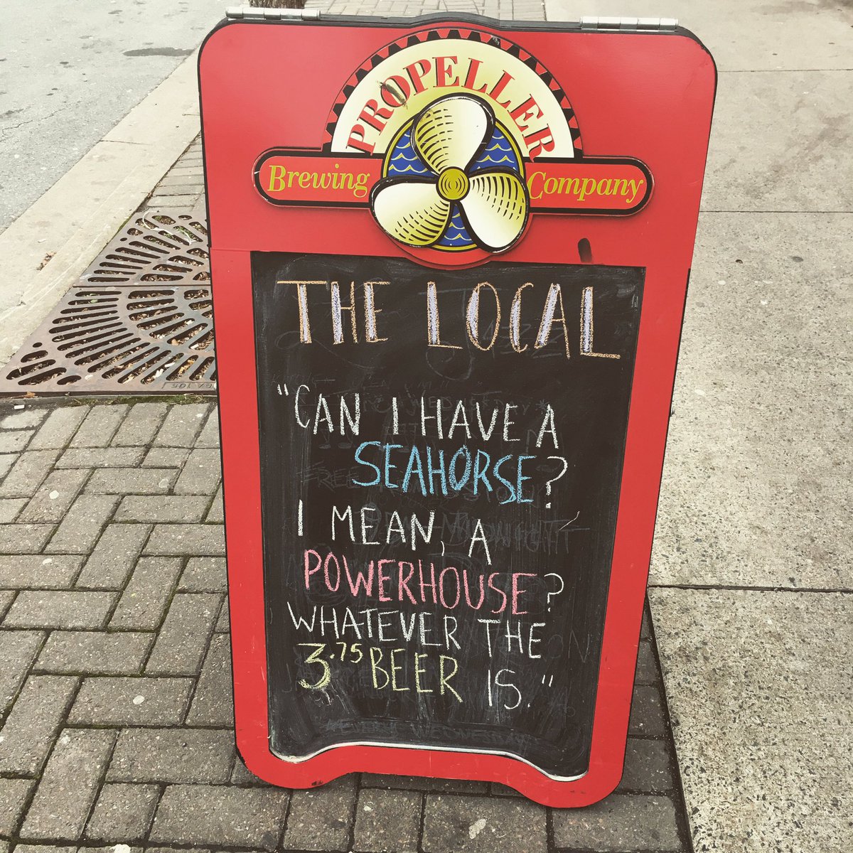 upatthelocal's tweet photo. Home of "whatever that $3.75 beer is" 😉 #Horsepower @PropellerBeer #seapower #horseshower #powerhouse #powerhorse #powerhour #horsebeer #seabeer #famousbeer https://t.co/m5tOjE2d0J