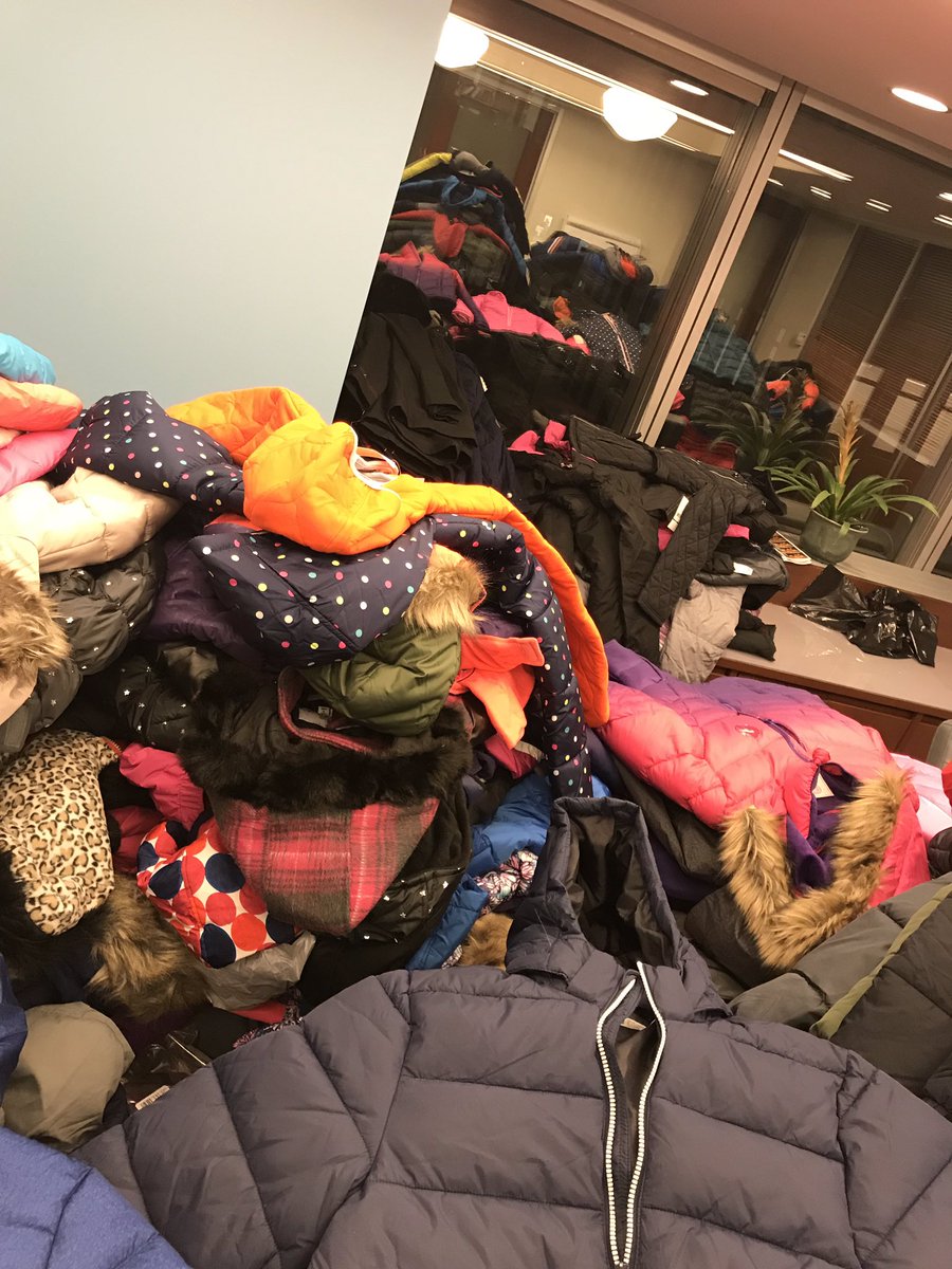 UFTMS_Division's tweet photo. We are getting ready for our Thanksgiving Celebration, with over 300 coats for our children!!! #unionproud https://t.co/d5gd1PkBdV