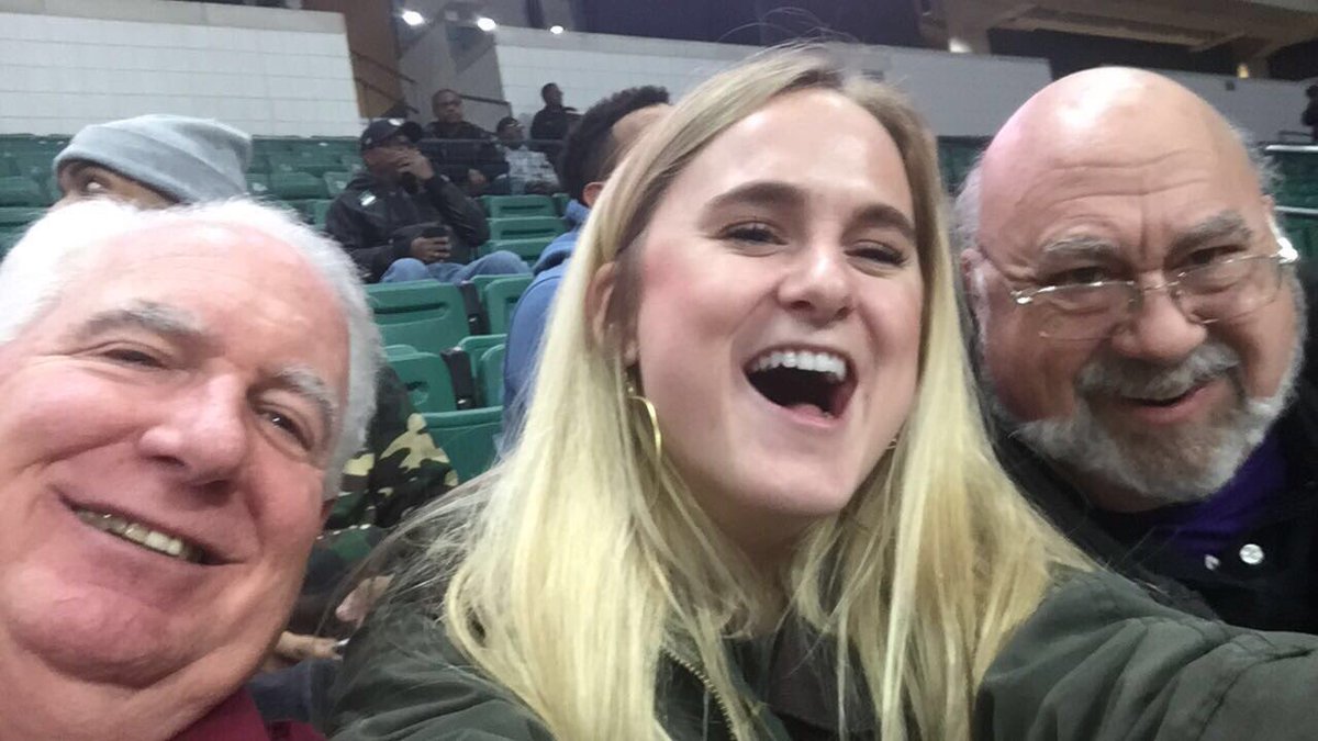 sylvmun's tweet image. #emueagles