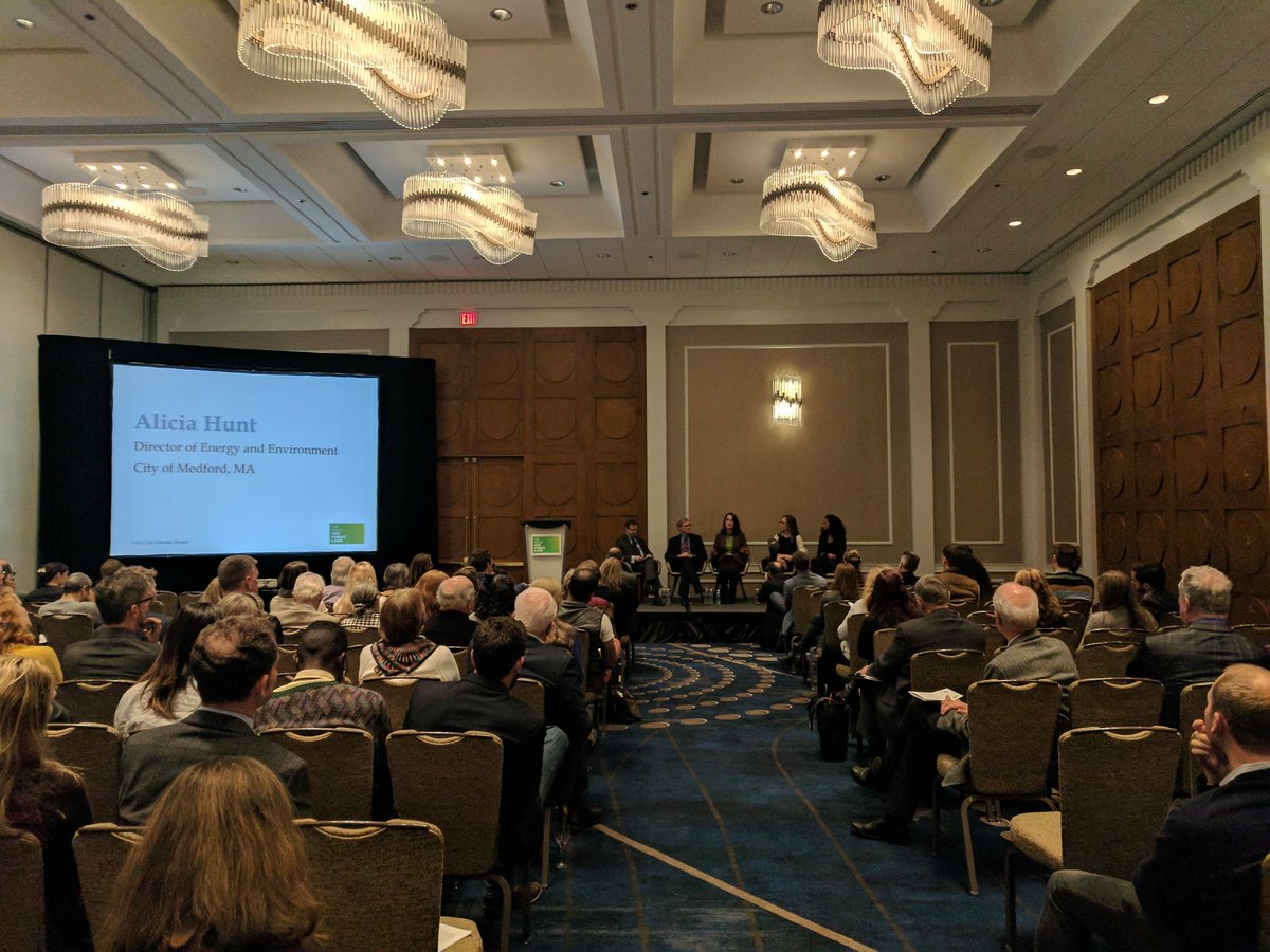 L4PLady's tweet photo. Sustainability Director @MedfordMass Alicia Hunt talks sharing climate data. "We want to help each other." @MAPCMetroBoston @tpl_org #ClimateSmartBOS https://t.co/yRegYELRQ3