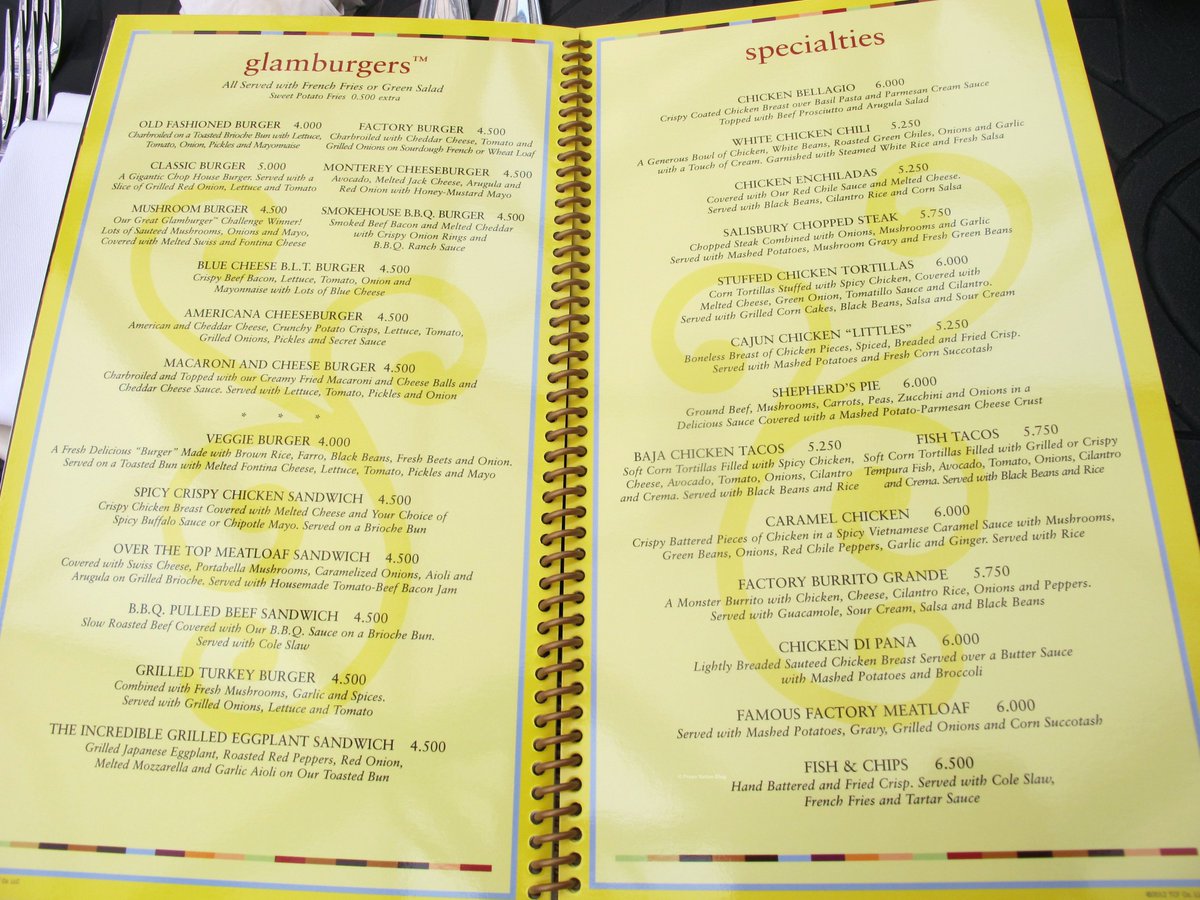 The unchecked frenetic design doesn't stop there. Look at the goddamn menu. Or should I say FOUR MENUS - menu, "skinnylicious", drinks, cheesecakes (not desserts, that's different!)It is the most intentionally obtuse culinary document I've ever seen. It wants to DISORIENT YOU