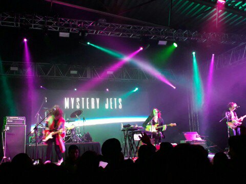 dariogr1's tweet photo. Mystery Jets. #MANvsBOOZE - Día 1/4 (@ Pabellón Cuervo in Ciudad de México, CDMX) https://t.co/qveNdXyRuX https://t.co/P7VcReOVMh