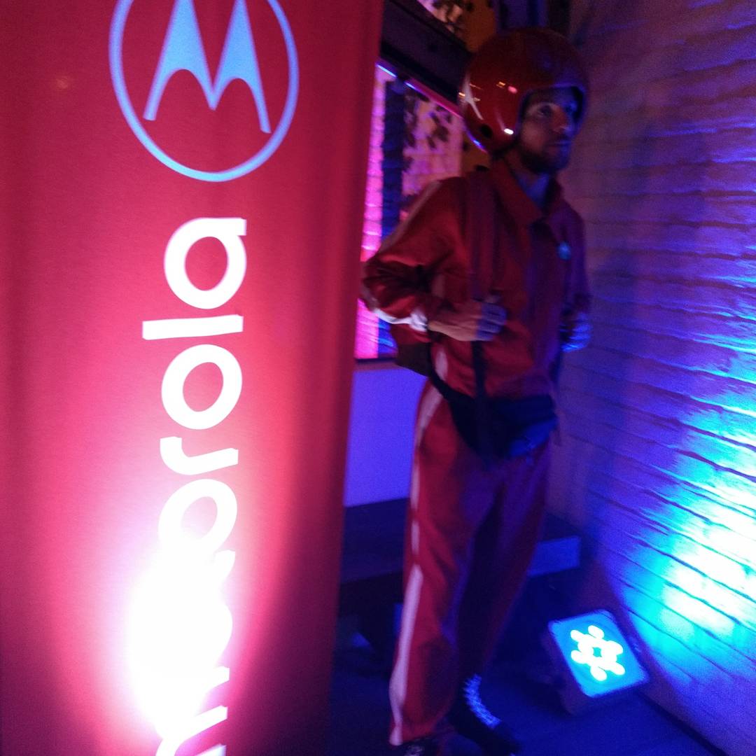 bohemio_burgues's tweet photo. #hellociudades en el lanzamiento del nuevo @Moto #helloMoto #CDMX https://t.co/xQUroTp1A3