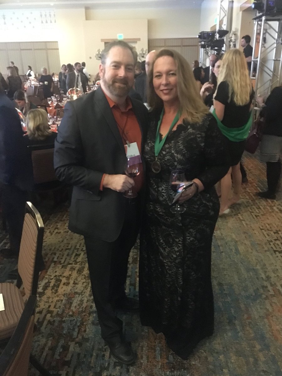 CandiceKing_'s tweet photo. Cheers to our SUPERSTAR Orange County volunteers Adam &amp; Colleen who always make us look oh so good! @ArthritisFdn https://t.co/ZDBYA744c9